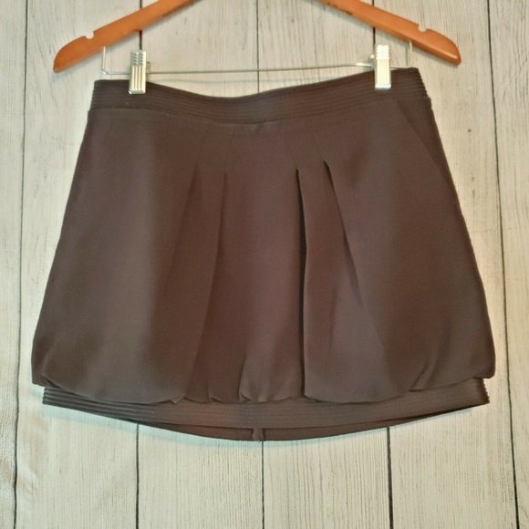 BCBGMaxAzria Pants - BCBG Maxazria Womens Silk Lined Mini Skirt Size 4